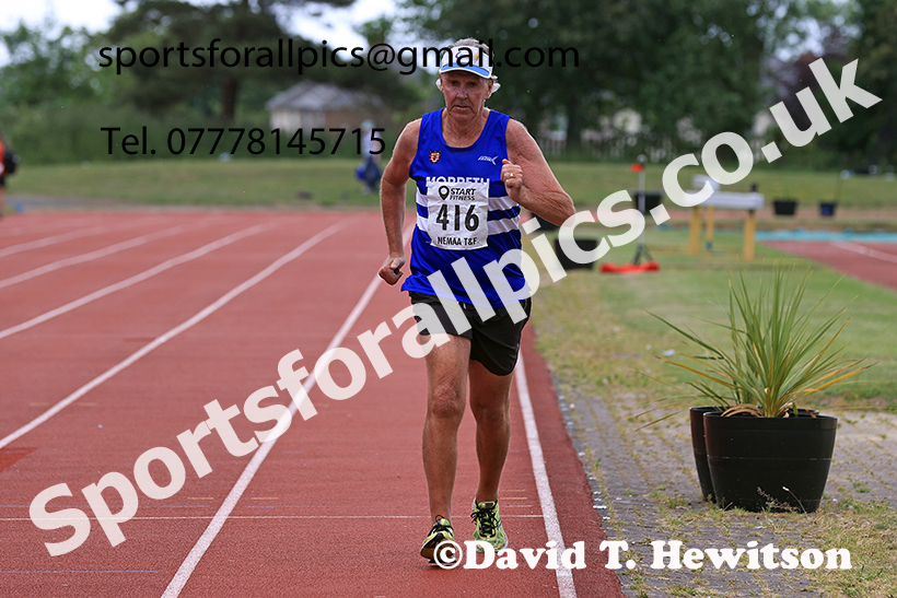 400 metres, 2025 NEMAA Track and Field, Monkton. Photo: David T. Hewitson/Sports for All Pics